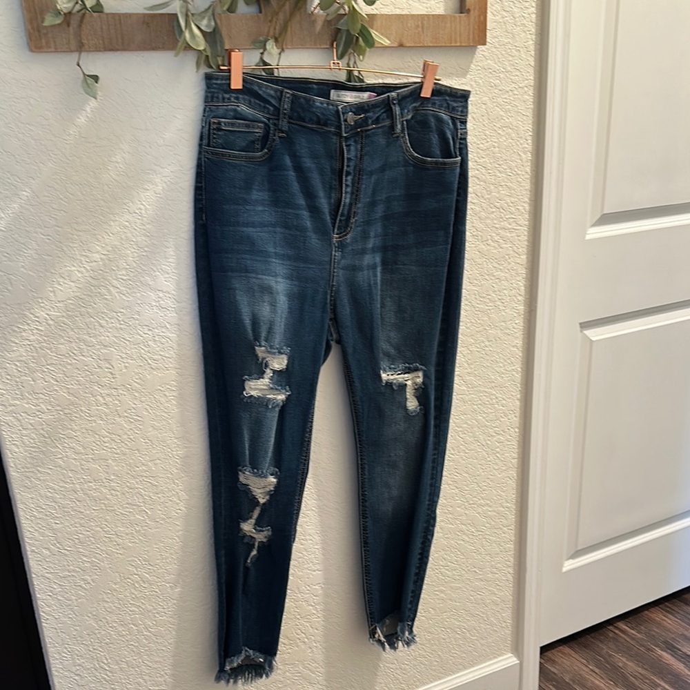 Women's Distressed Blue Jeans